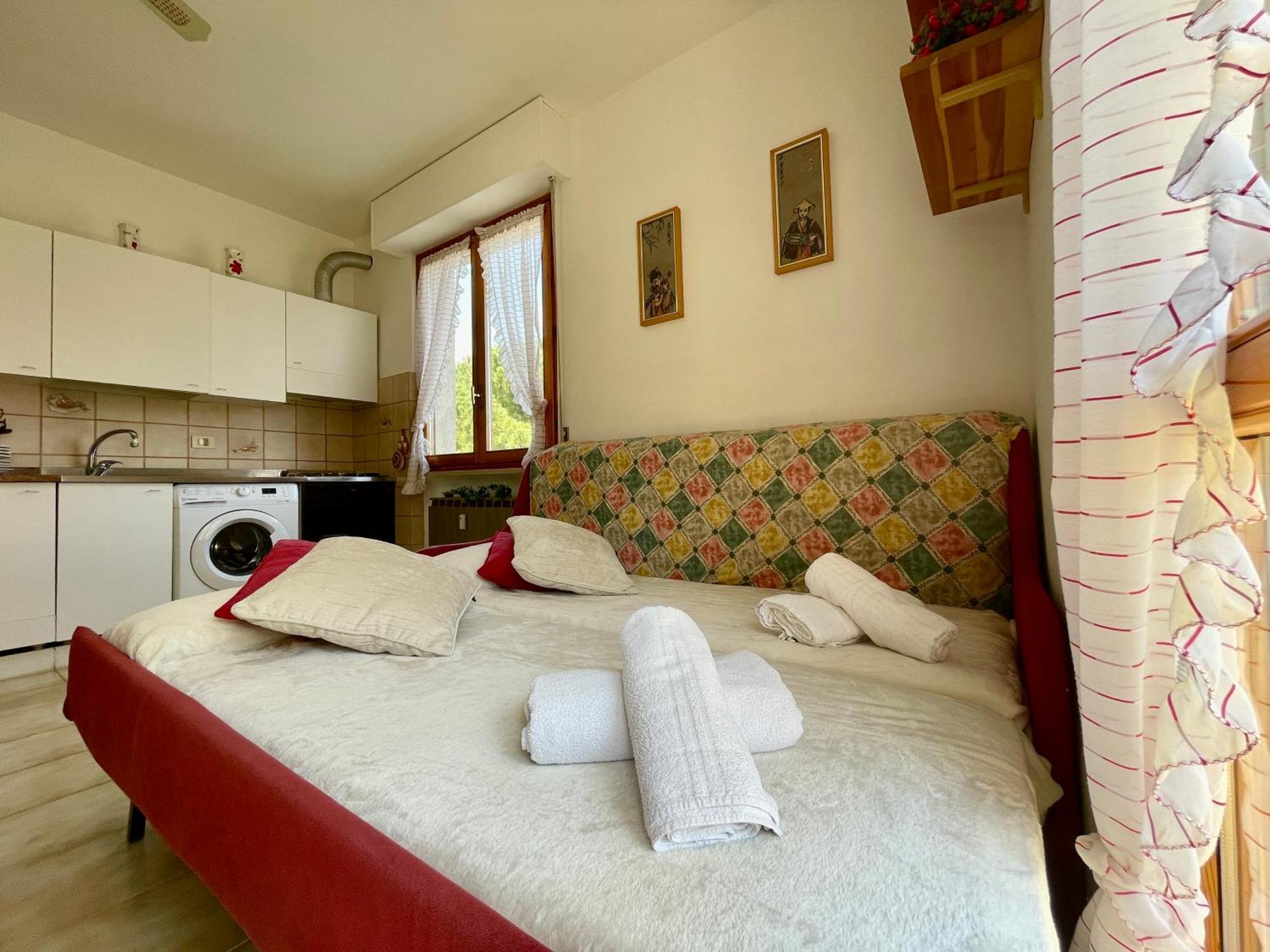2 Locali A 600 Mt Dal Mare - Free Parking Apartamento Ceriale Exterior foto