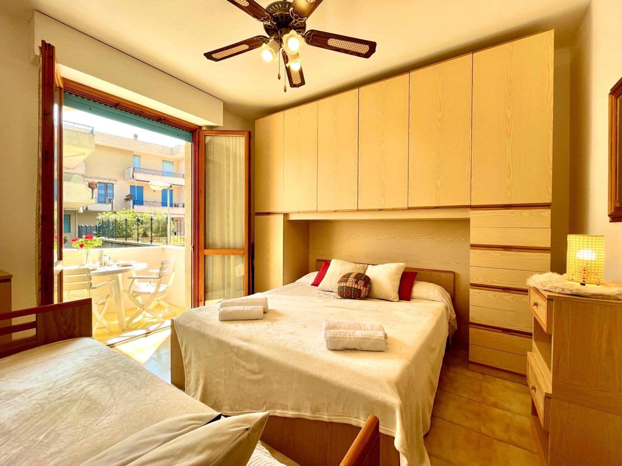 2 Locali A 600 Mt Dal Mare - Free Parking Apartamento Ceriale Exterior foto